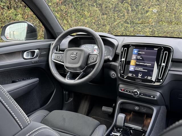 Volvo XC40 T5 Recharge Inscription | Pilot assist | All- season | H&K Audio | Camera | Stuur + stoelverwarming