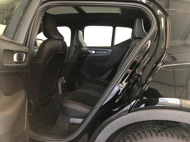 Volvo XC40 1.5 T5 Plug-in Hybrid Ultimate Dark | PHEV | Achteruitrijcamera | Keyless Entry | Panoramadak | Elektrische Achterklep | Navigatie | Elektrisch Verstelbare Voorstoelen | Navigatie | Apple Carplay | Android Auto