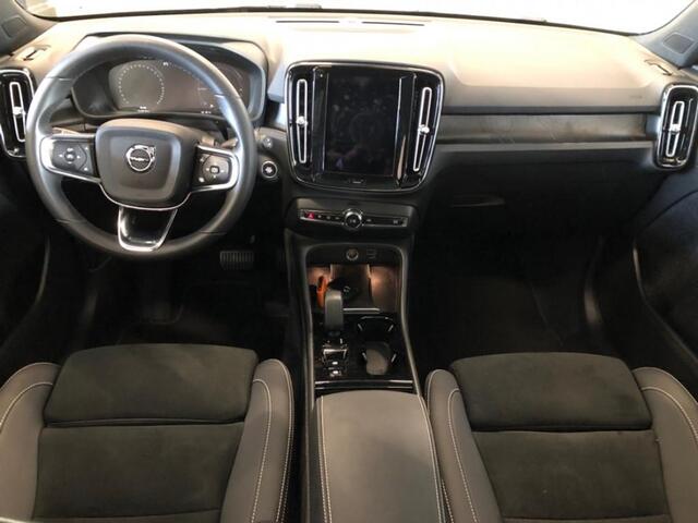 Volvo XC40 1.5 T5 Plug-in Hybrid Ultimate Dark | PHEV | Achteruitrijcamera | Keyless Entry | Panoramadak | Elektrische Achterklep | Navigatie | Elektrisch Verstelbare Voorstoelen | Navigatie | Apple Carplay | Android Auto