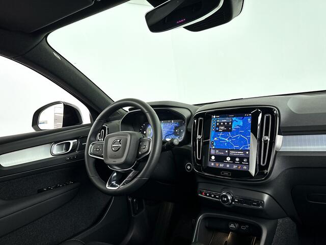Volvo XC40 B4 Plus Black Edition | Panoramadak | 360° camera | Harman Kardon | Stoel- en Stuurverwarming