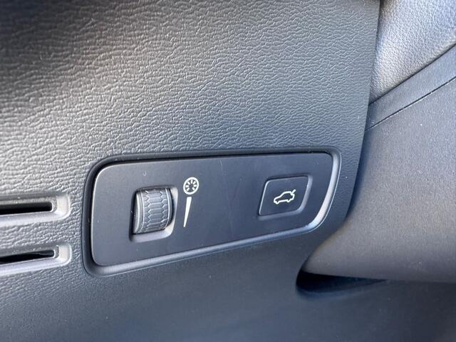 Volvo XC40 Recharge P8 AWD R-Design