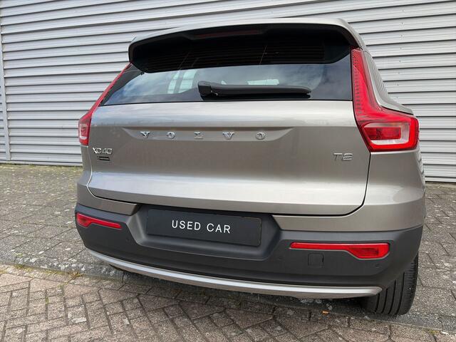 Volvo XC40 T2 Aut. Inscription / Park Assist Line / Trekhaak semi elektrisch / Amber leder /