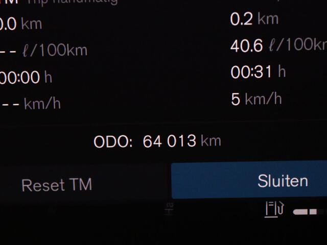 Volvo XC40 2.0 B3 Core 163pk Camera | Adapt. Cruise | Navi | Parkeersens. v+a | Trekhaak elektrisch uitklapbaar