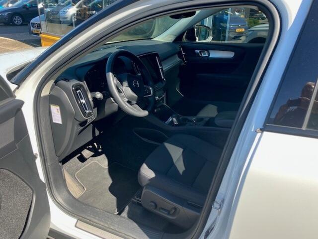 Volvo XC40 1.5 T4 Recharge R Design - Pan dak - camera - stoel/stuurverw.