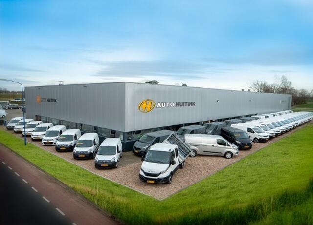 Volvo XC40 1.5 T4 Recharge R Design - Pan dak - camera - stoel/stuurverw.