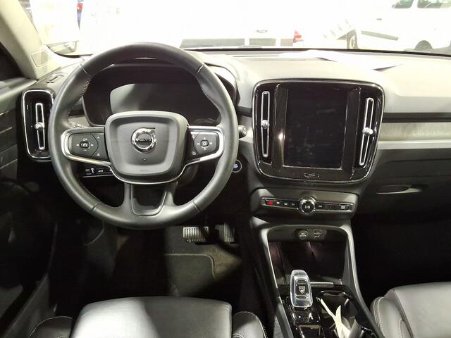 Volvo XC40 1.5 T4 Recharge Inscription PANO | VOL LEER | TREKH. | PILOT + ACC