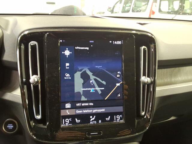 Volvo XC40 1.5 T4 Recharge Inscription PANO | VOL LEER | TREKH. | PILOT + ACC