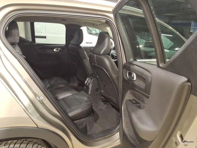 Volvo XC40 1.5 T4 Recharge Inscription PANO | VOL LEER | TREKH. | PILOT + ACC