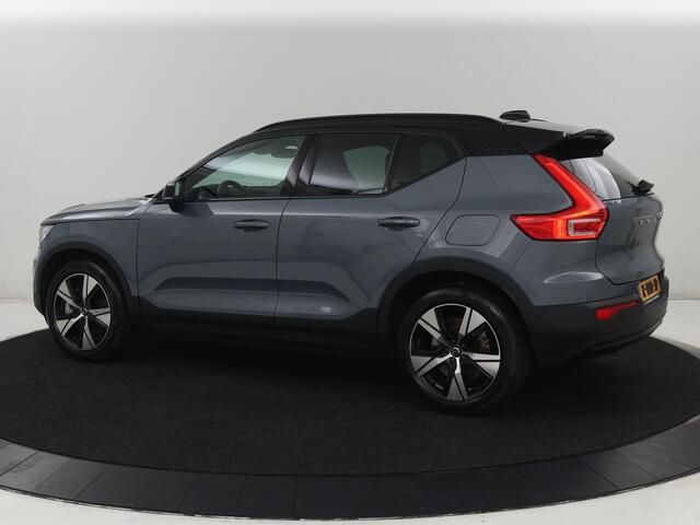 Volvo XC40 Recharge P8 AWD R-Design | SOH 90.6% | Leder/Alcantara | Stoelverwarming | Harman/Kardon | Adaptive cruise | Side Assist | Carplay | Stuurverwarming | Navigatie | Full LED | Camera