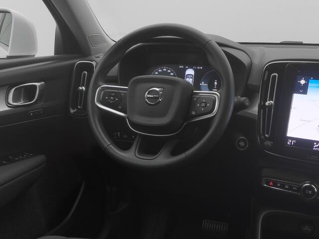 Volvo XC40 1.5 T4 Recharge Inscription Expression | CAMERA | ADAPTIVE