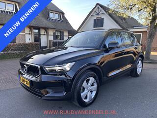 volvo-xc40-1.5-t2-momentum-core-tre
