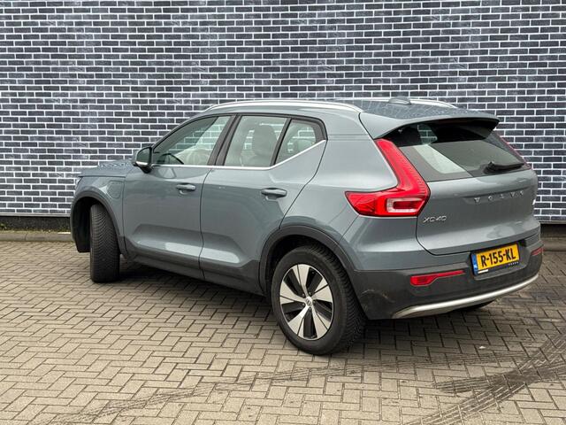 Volvo XC40 1.5 T4 Plug-in Hybrid Plus Bright | PHEV | Lederen Bekleding | Navigatie | Apple Carplay | Android Auto | Achteruitrijcamera | Elektrisch Verstelbare Voorstoelen | Stoelverwarming | Keyless Entry | BLIS | Cruise Control Adaptief