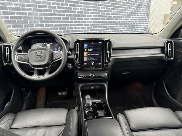 Volvo XC40 1.5 T4 Plug-in Hybrid Plus Bright | PHEV | Lederen Bekleding | Navigatie | Apple Carplay | Android Auto | Achteruitrijcamera | Elektrisch Verstelbare Voorstoelen | Stoelverwarming | Keyless Entry | BLIS | Cruise Control Adaptief