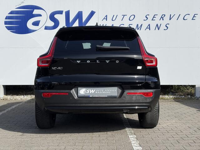 Volvo XC40 1.5 T4 Plug-in hybrid Plus Dark | Trekhaak | Navi | LED | Camera | 18 inch