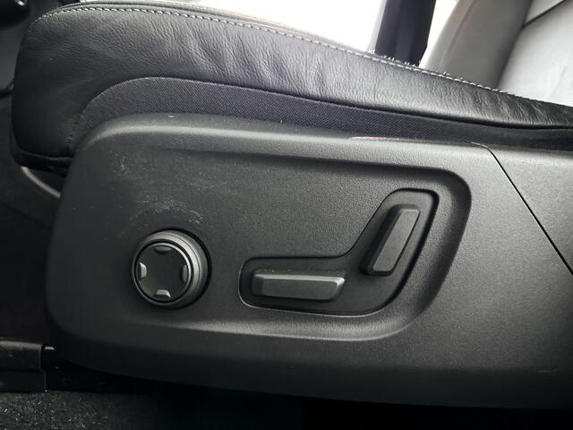 Volvo XC40 T5 Recharge R-Design | Parkeercamera | Harman Kardon | Stoel- en Stuurverwarming | Trekhaak