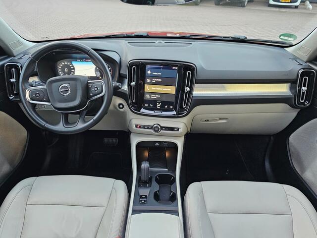 Volvo XC40 2.0 T5 AWD R-Design Intro Edition | Pano | Trekhaak | Leder | Stuur - & stoelverwarming | Blis | App-connect | Elektr. verstelbare stoelen | Elek. achterklep | 360 camera |