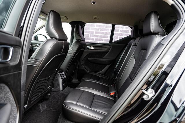 Volvo XC40 1.5 T4 Plug-in hybrid Plus Dark | Adaptieve Cruise Control | Lederen Bekleding | Stoel en Stuurverwarming | Harman Kardon |