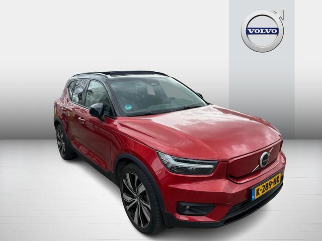 Volvo XC40 Recharge P8 AWD R-Design | Warmtepomp | Harman Kardon Audio | 360 Graden Camera | Trekhaak | Panoramadak | LED Koplampen Adaptief | Lichtmetalen Velgen 20 inch | Navigatie | Keyless Entry