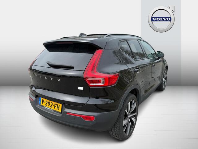 Volvo XC40 1.5 T5 Recharge R-Design | Plug-in Hybrid (PHEV) | Panoramadak | Harman Kardon Audio | 360 Graden Camera | Elektrisch Verstelbare Voorstoelen | Lichtmetalen Velgen 20 inch | LED Koplampen Adaptief | Navigatie | Apple Carplay | Android Auto | Keyless Entry