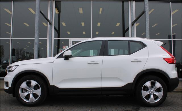 Volvo XC40 T4 Automaat Momentum | Adapt. Cruise | Blis | Verw. Voorstoelen & Stuurwiel | Leder | Camera | DAB |