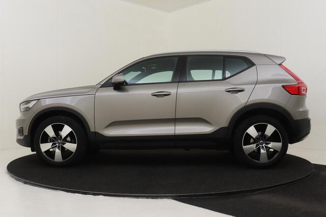 Volvo XC40 T2 AUT. BUSINESS PRO -CAMERA|CLIMATE|KEYLESS|ADAP.CRUISE|VERW.VOORRUIT|ZITTINGVERL.|CARPLAY|ALL.SEASON|19"
