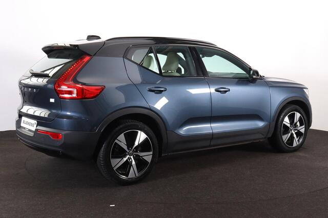Volvo XC40 Recharge Pro - IntelliSafe Assist & Surround - Harman Kardon audio - Panoramisch schuif-/kanteldak - Lederen bekleding - 360º camera - Parkeersensoren voor & achter - Elektrisch verstelbare voorstoelen, links met geheugen - Trekhaak semi elektrisch inklap