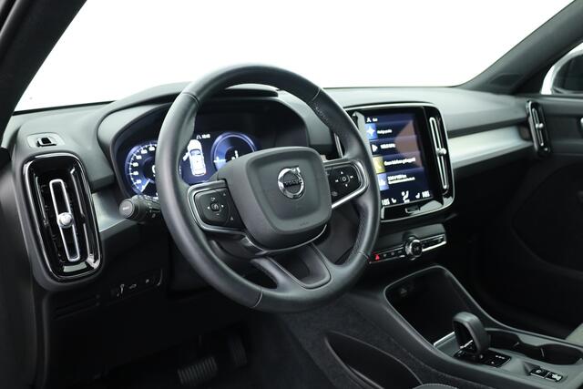 Volvo XC40 1.5 T4 Recharge Inscription Expression | Pilot Assist | Apple CarPlay & Android Auto | Trekhaak | All Season | Stoel-Stuurverw.