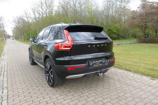 Volvo XC40 1.5 T5 Recharge R-Design | Harman Kardon | ACC | Stoelverwarming | Stuurwielverw. | 360° Camera | Trekhaak |