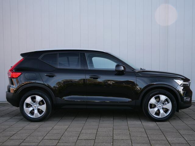 Volvo XC40 2.0 B4 Business Pro 197 Pk Automaat Navi / DAB / Apple Carplay / Camera / Trekhaak