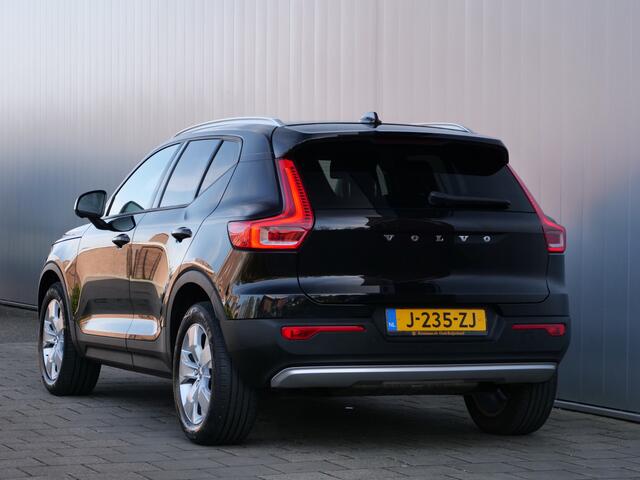 Volvo XC40 2.0 B4 Business Pro 197 Pk Automaat Navi / DAB / Apple Carplay / Camera / Trekhaak