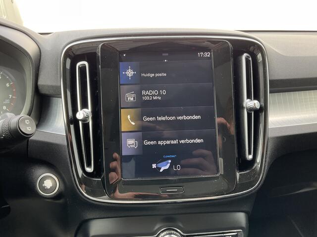 Volvo XC40 1.5 T3 Momentum Pro Panoramadak Hoge zit Trekhaak(tegen meerprijs)
