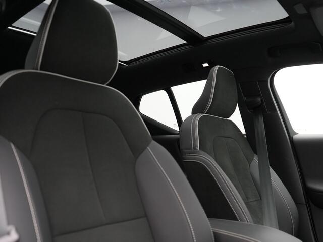 Volvo XC40 Recharge Twin Ultimate 78 kWh 408pk Dealer O.H. | Trekhaak Af Fabriek | Panodak | 360 Camera | Adaptive Cruise | Harman / Kardon | Alcantara Sportstoelen Memory & Verwarmd | Google Assistent | Keyless | Stuur Verwarmd | Blis |