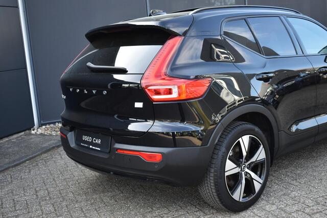 Volvo XC40 Recharge P8 AWD R-Design | Panoramadak | BLIS | Verwarmbare voorstoelen en stuurwiel | Premium audio by Harman Kardon | Adaptieve cruise control | Elektrische achterklep | Verwarmbare voorruit |