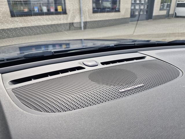 Volvo XC40 Recharge TWIN Pro ultim. FULL OPTION panodak | electr stoelen memory | 360 cam | Volleder etc!