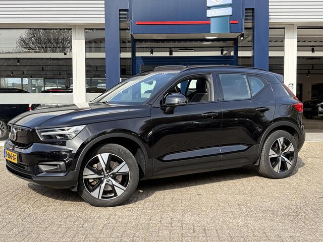Volvo XC40 Recharge P8 AWD R-Design / Automaat / NL-Auto / Dealer-Onderhouden / Open-Panodak / Pilot-Assist / Warmtepomp / Standkachel / Stuur- en Stoelverwarming / Elektr.-Wegklapbare Trekhaak / LED / Keyless / Dodehoek-Detectie / Elektr.-Achterklep / Apple-Carplay