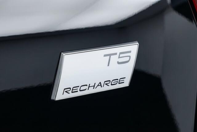 Volvo XC40 T5 Ultimate Dark Recharge Plug-In Hybrid Pano l Leder l Harman l