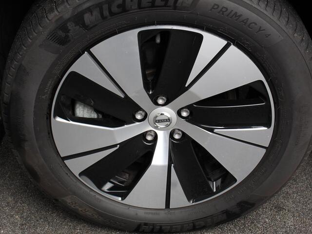 Volvo XC40 1.5 T5 Recharge Inscription Expression | Navigatie | Harman Kardon | Climate control | Adaptieve cruise control | Parkeersensoren | Achteruitrijcamera | Keyless start | LED | Navigatie | Verwarmde voorstoelen | Apple Carplay/ Android Auto