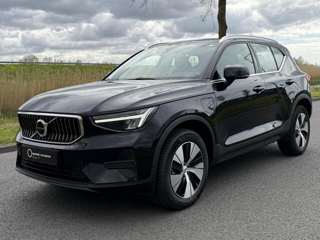 Volvo XC40 1.5 T4 Plug-in hybrid Essential Bright | SOH 90,2% | Navigatie | Apple Carplay/Android Auto | Stoelverwarming | Achteruitrijcamera | Stuurwielverwarming |
