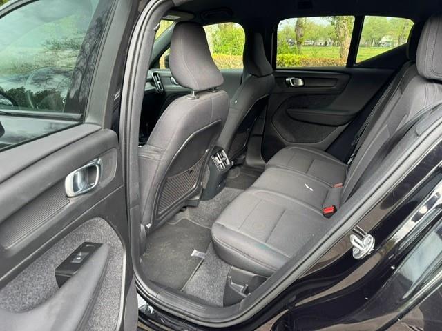 Volvo XC40 Recharge Plus 70kWh SOH 90,2% Warmtepomp/Trekhaak/Acarplay/Navi/Full LED/Garantie