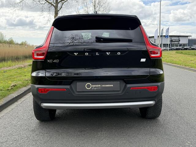 Volvo XC40 1.5 T4 Plug-in hybrid Core Bright | SOH 91,7 % | Apple Carplay/Android Auto | Trekhaak wegklapbaar | DAB | Stoelverwarming | Stuurwielverwarming |