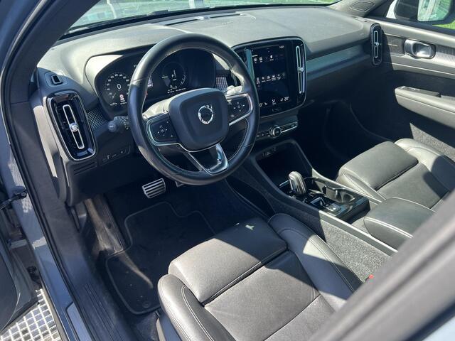 Volvo XC40 1.5 T5 Recharge R-Design Automaat, Panorama dak, Cruise control, 360 Camera, BLIS, Stuur/stoel verwarming, Harman Kardon, Memory seat, 262 PK