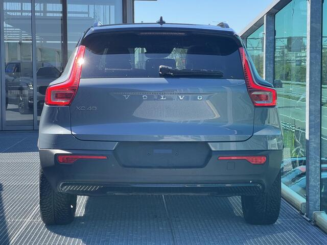 Volvo XC40 1.5 T5 Recharge R-Design Automaat, Panorama dak, Cruise control, 360 Camera, BLIS, Stuur/stoel verwarming, Harman Kardon, Memory seat, 262 PK