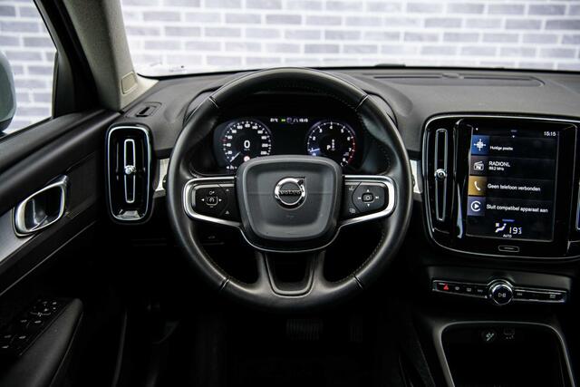 Volvo XC40 T3 Momentum Pro Aut | Navigatie | Trekhaak | Cruise Control Adaptief | BLIS | Achteruitrijcamera | Parkeersensoren