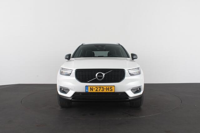 Volvo XC40 1.5 T3 R-Design > Trekhaak/H&K/Zwart dak/Winterpakket pro...