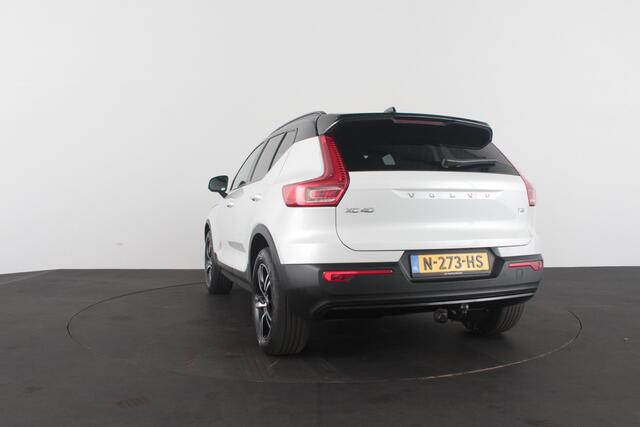 Volvo XC40 1.5 T3 R-Design > Trekhaak/H&K/Zwart dak/Winterpakket pro...