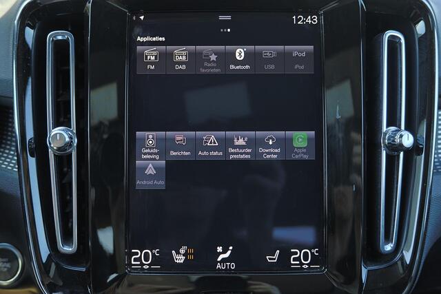 Volvo XC40 T4 Recharge R-Design - Panorama/schuifdak - IntelliSafe Assist - Harman/Kardon audio - Adaptieve LED koplampen - Parkeercamera achter - Verwarmde voorstoelen & stuur - Parkeersensoren voor & achter - Draadloze tel. lader - Extra getint glas - 19' LMV