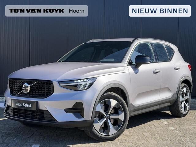 Volvo XC40 2.0 B4 Plus Dark Elektr. stoelverstelling / Harman Kardon Audio / Trekhaak / 19" / Keyless Drive / Verw. voorruit / Stoel- en stuurverw. / Adapt. Cruise / BLIS