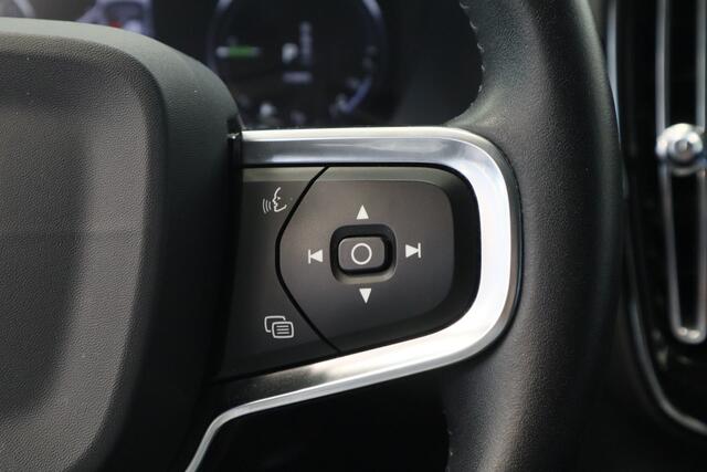 Volvo XC40 1.5 T5 Twin Engine Inscription Navigatie Leder Stoelverwarming
