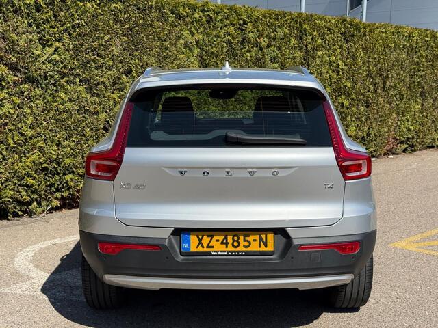 Volvo XC40 T4 Momentum | Stoelverwarming | DAB |