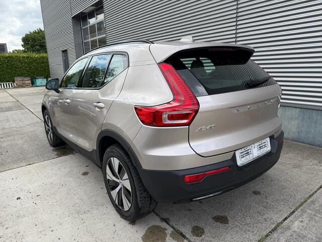 Volvo XC40 T4 Plug-in Hybrid Plus Dark Parkeercamera Stoelverwarming 211pk